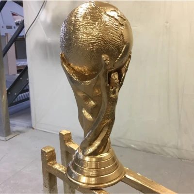 Mô Hình Cúp Vô Địch FIFA Phong Cách Low Poly