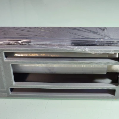 Hộp đựng màng bọc thực phẩm có ray cắt thay thế