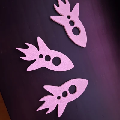 Tên Lửa Phát Sáng Trong Bóng Tối