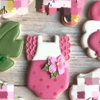 Khuôn cắt bánh quy cho tiệc thôi nôi