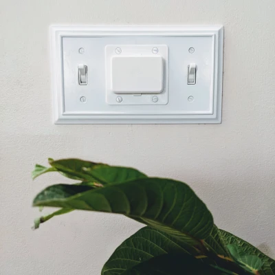 Nắp Chắn Công Tắc Đèn