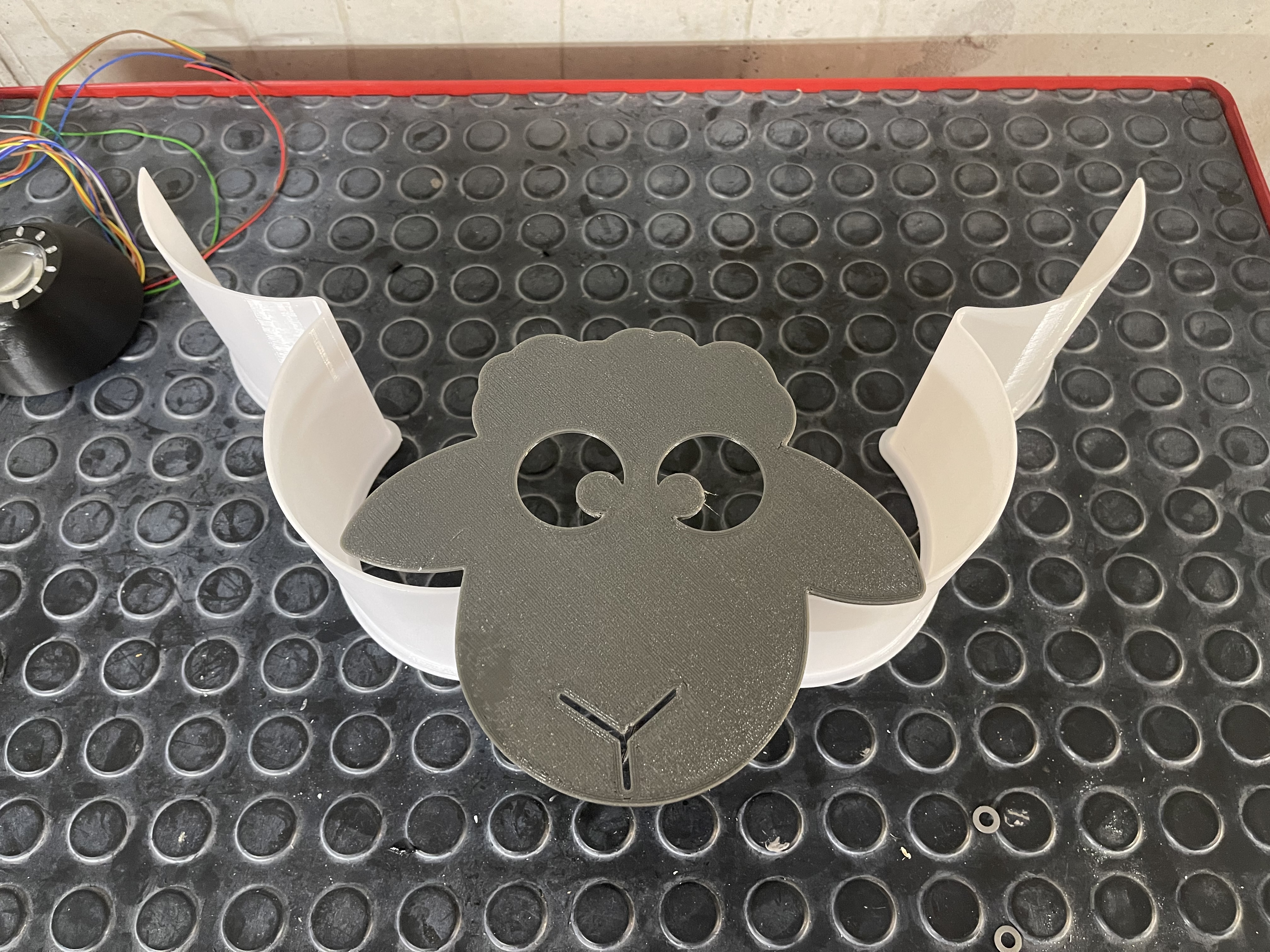 Kệ Giấy Vệ Sinh Hình Cừu