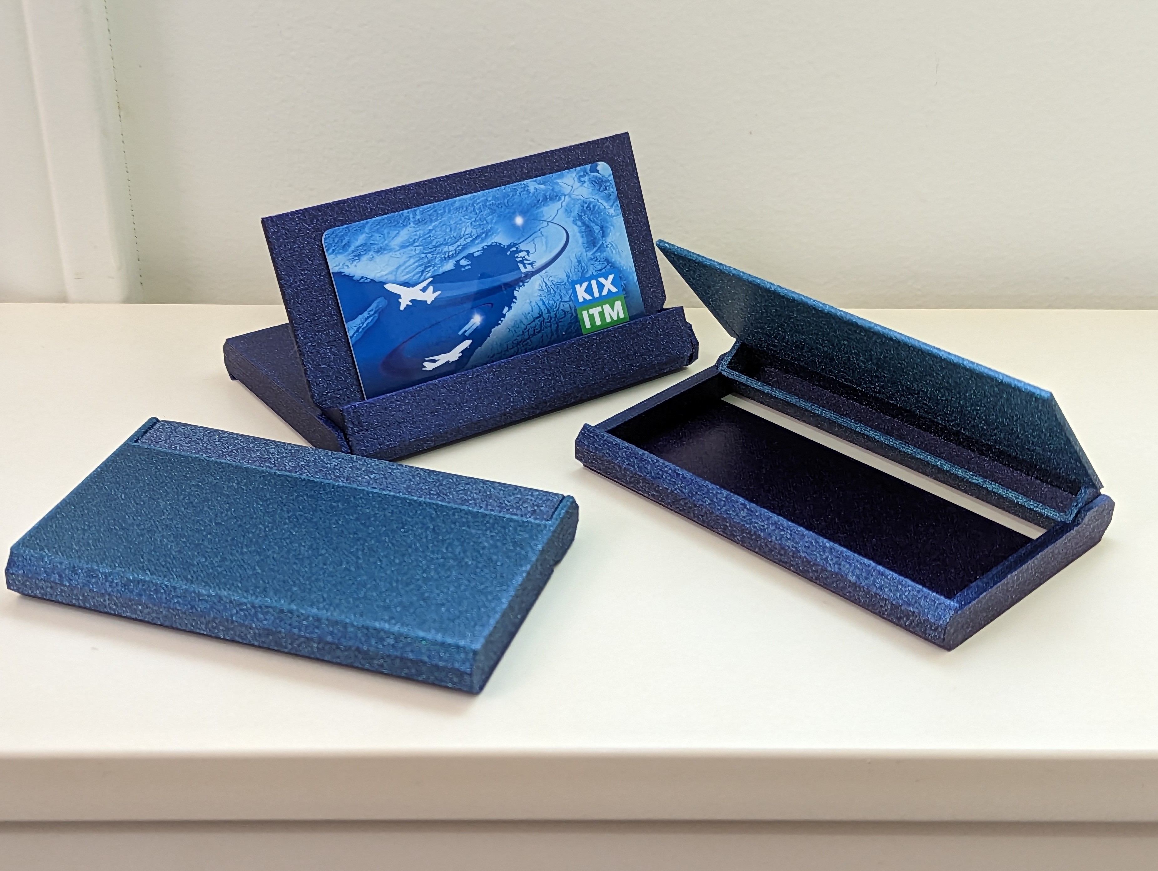 Hộp Đựng & Đế Đứng Danh Thiếp (in-place, không support)