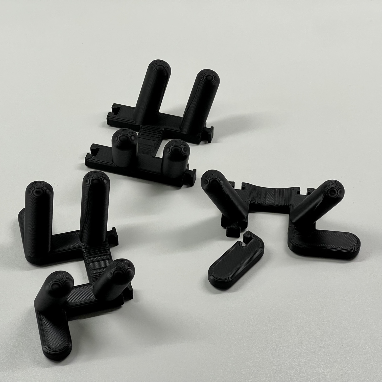 Giá đỡ nắp nồi gắn ghép