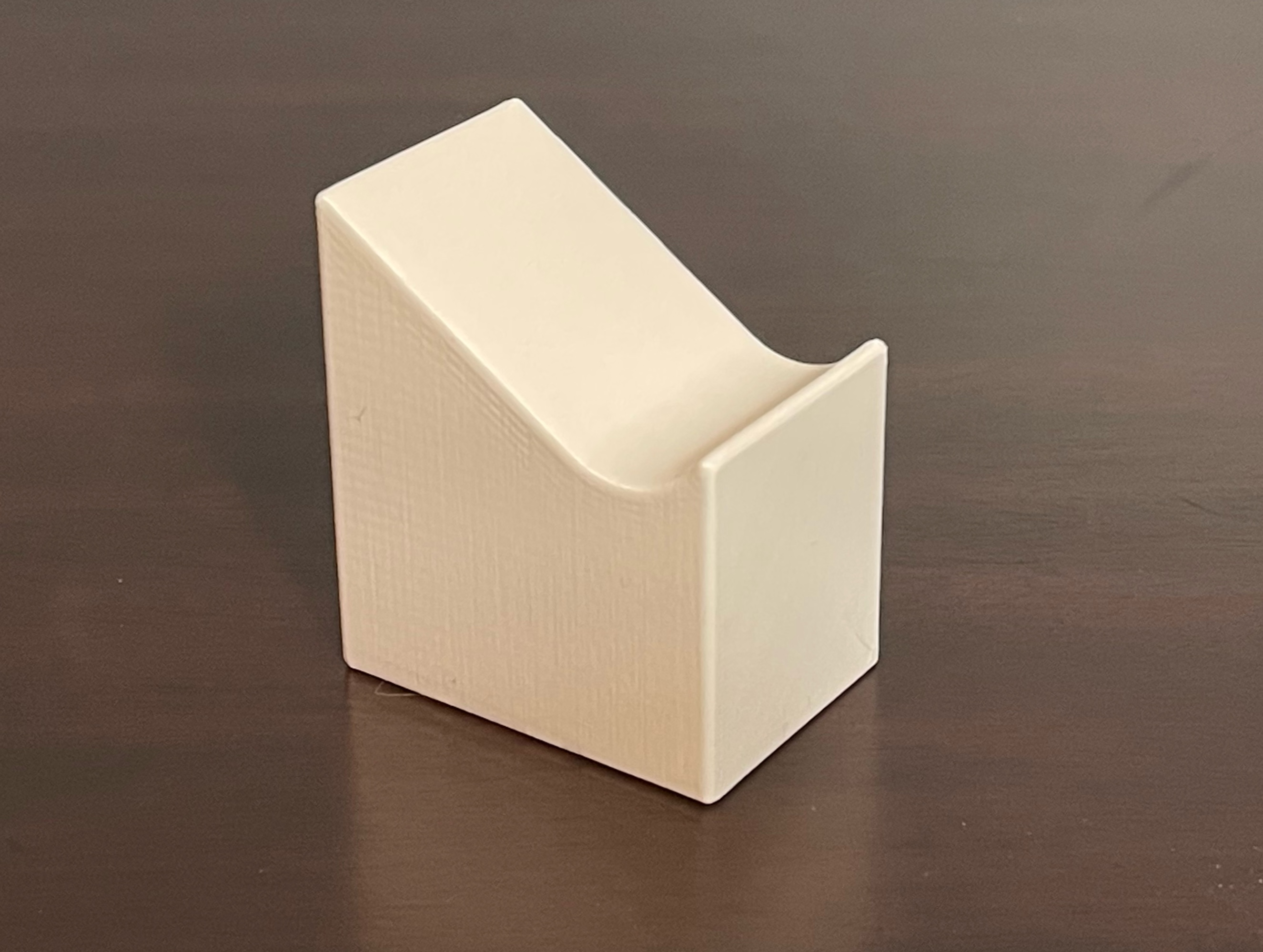 Giá đỡ tay cầm Xbox tối giản