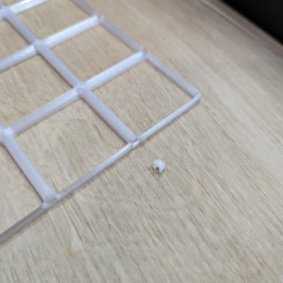 Đế Gridfinity có khớp nối dạng bấm