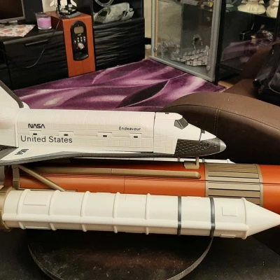 Bộ Tăng Cường Cho Tàu Con Thoi Endeavour