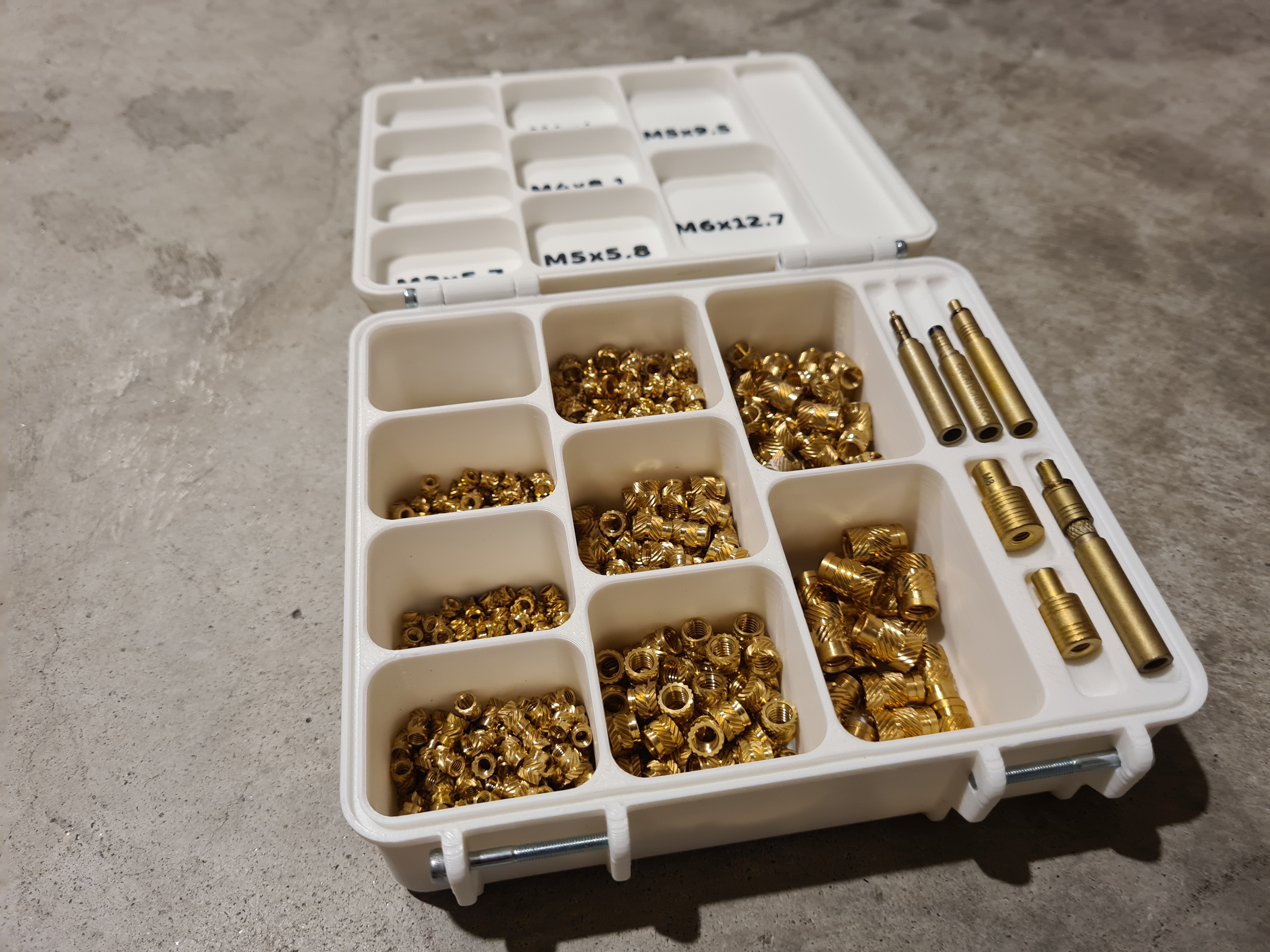 Hộp Đựng Ốc Vít Ren