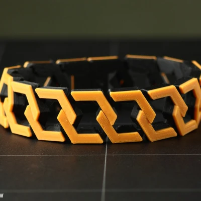 Vòng Tay Hexachain Kiểu Xích Độc Đáo