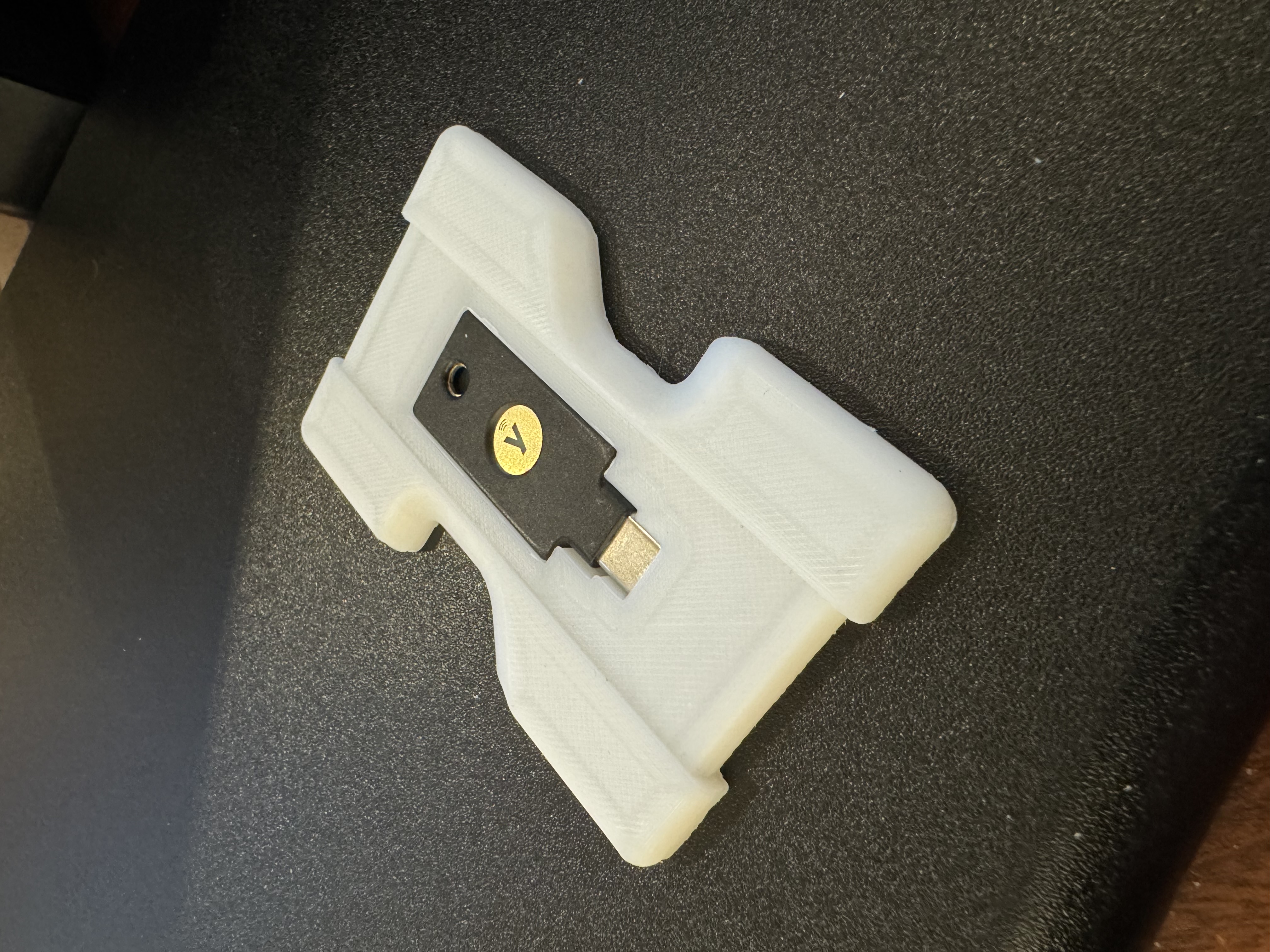 Ví Tối Giản Có Khe Cắm Yubikey 5C