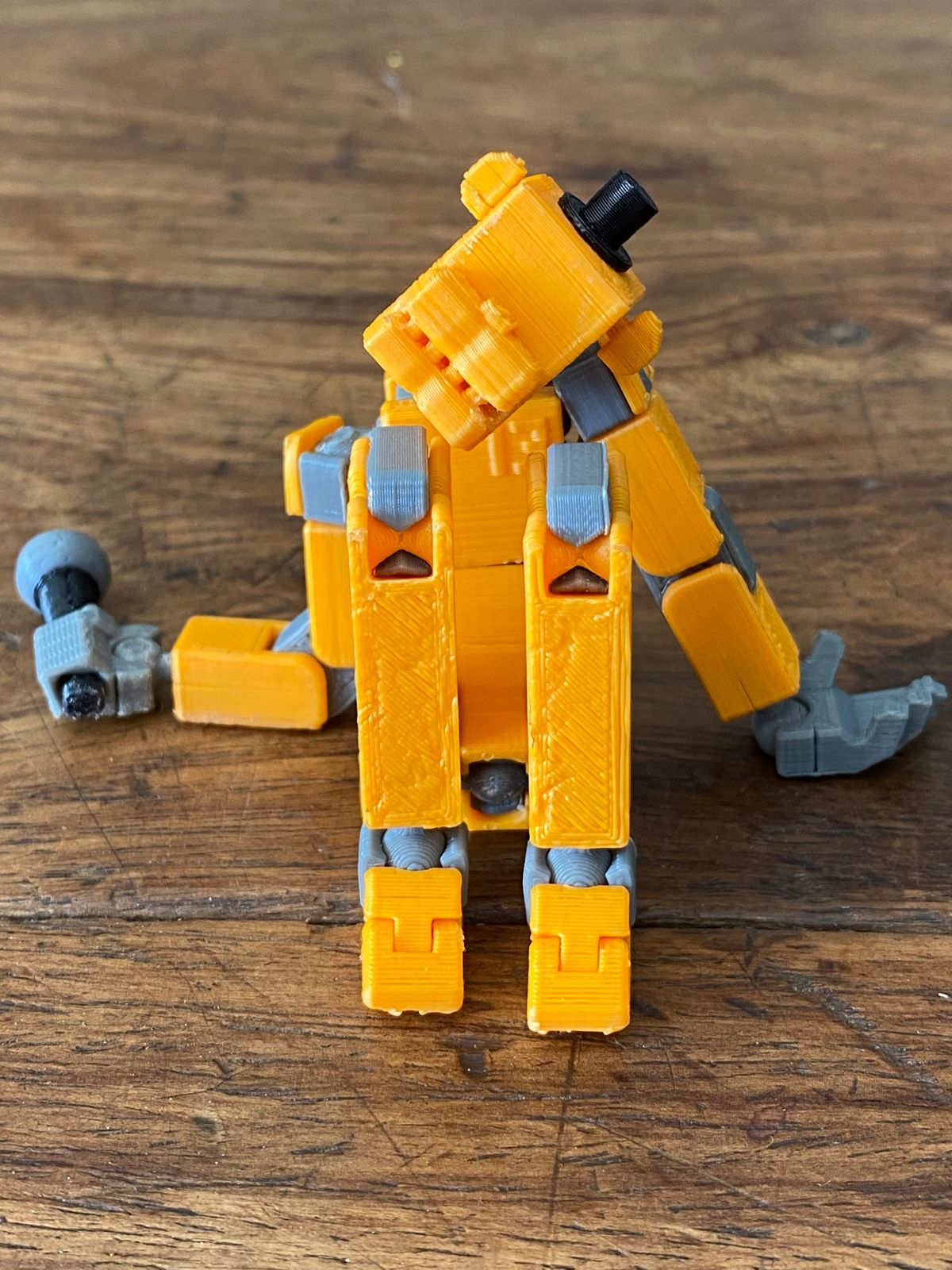 Đầu Freddy Fazbear Cho Lucky 13