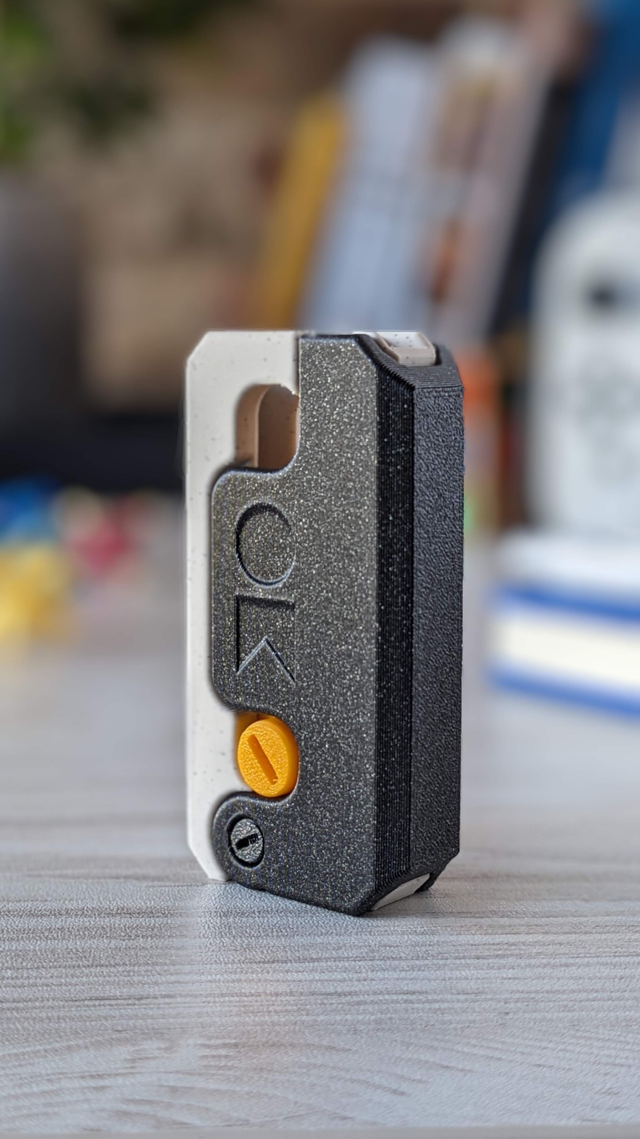 Dao Găm Trọng Lực Circle Game