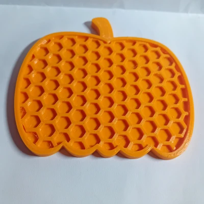 Đế lót ly bí ngô (có hoặc không có mặt)