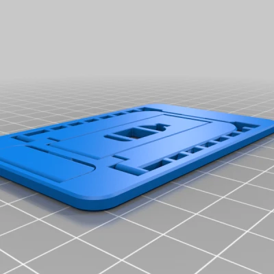 Giá đỡ điện thoại di động gấp gọn kích thước thẻ tín dụng