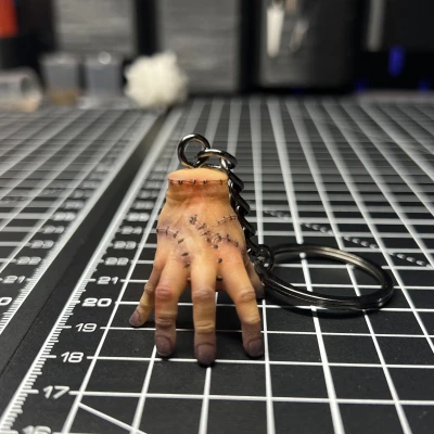 Móc Khóa Wednesday Thing