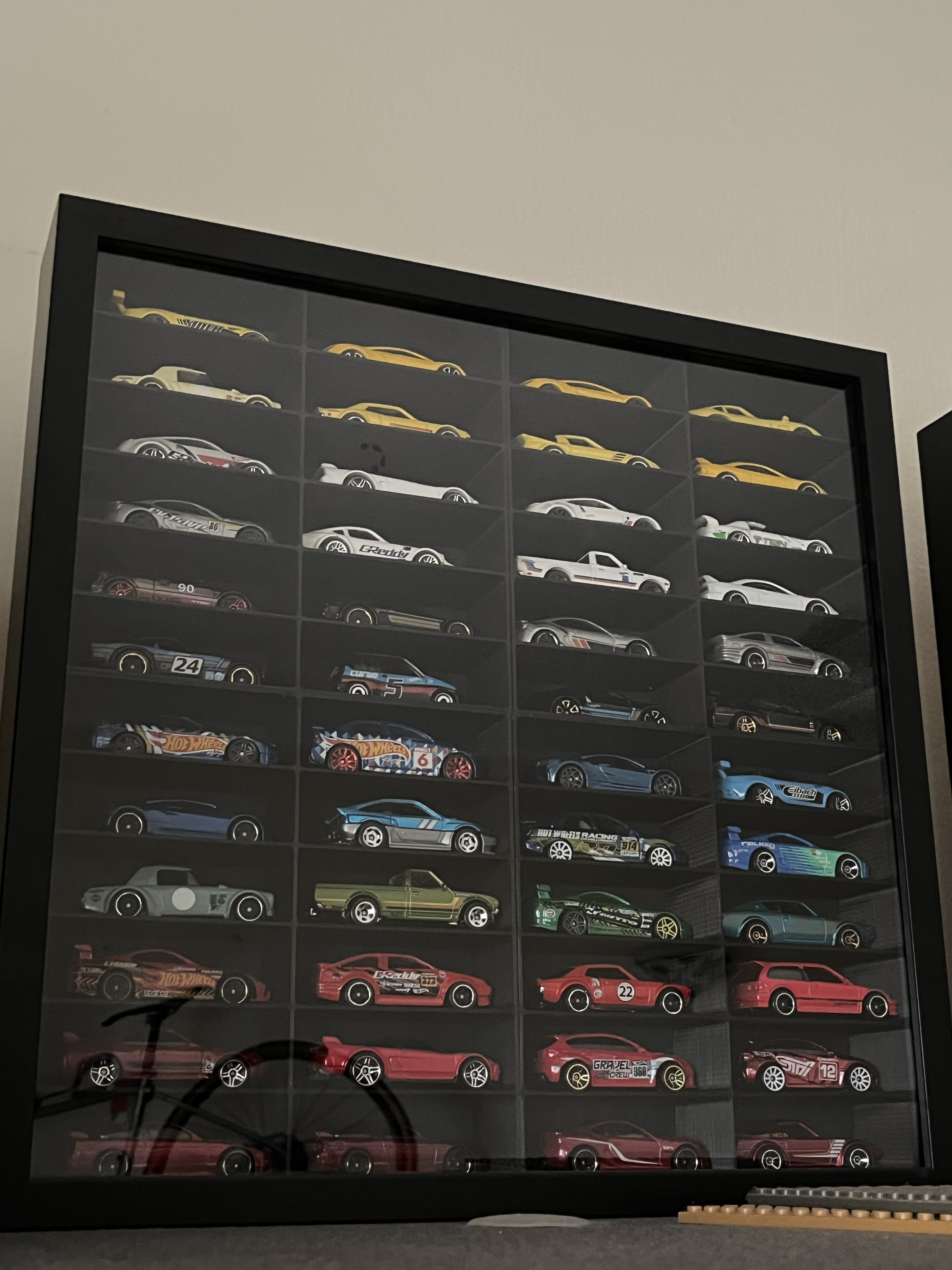 Khuôn Đựng Xe Hotwheels Cho Khung IKEA Sannahed 35x35