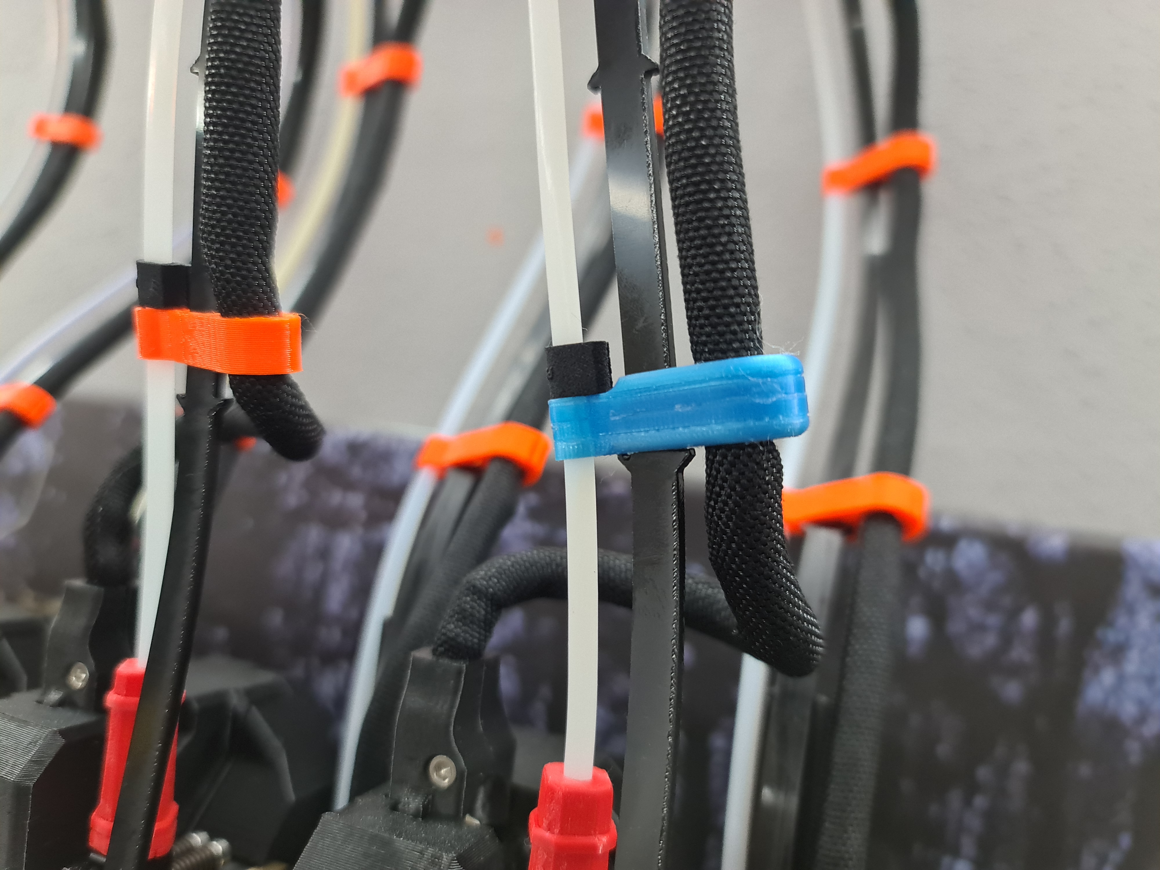 Prusa XL series: Kẹp dây cáp/ống PTFE tốt hơn