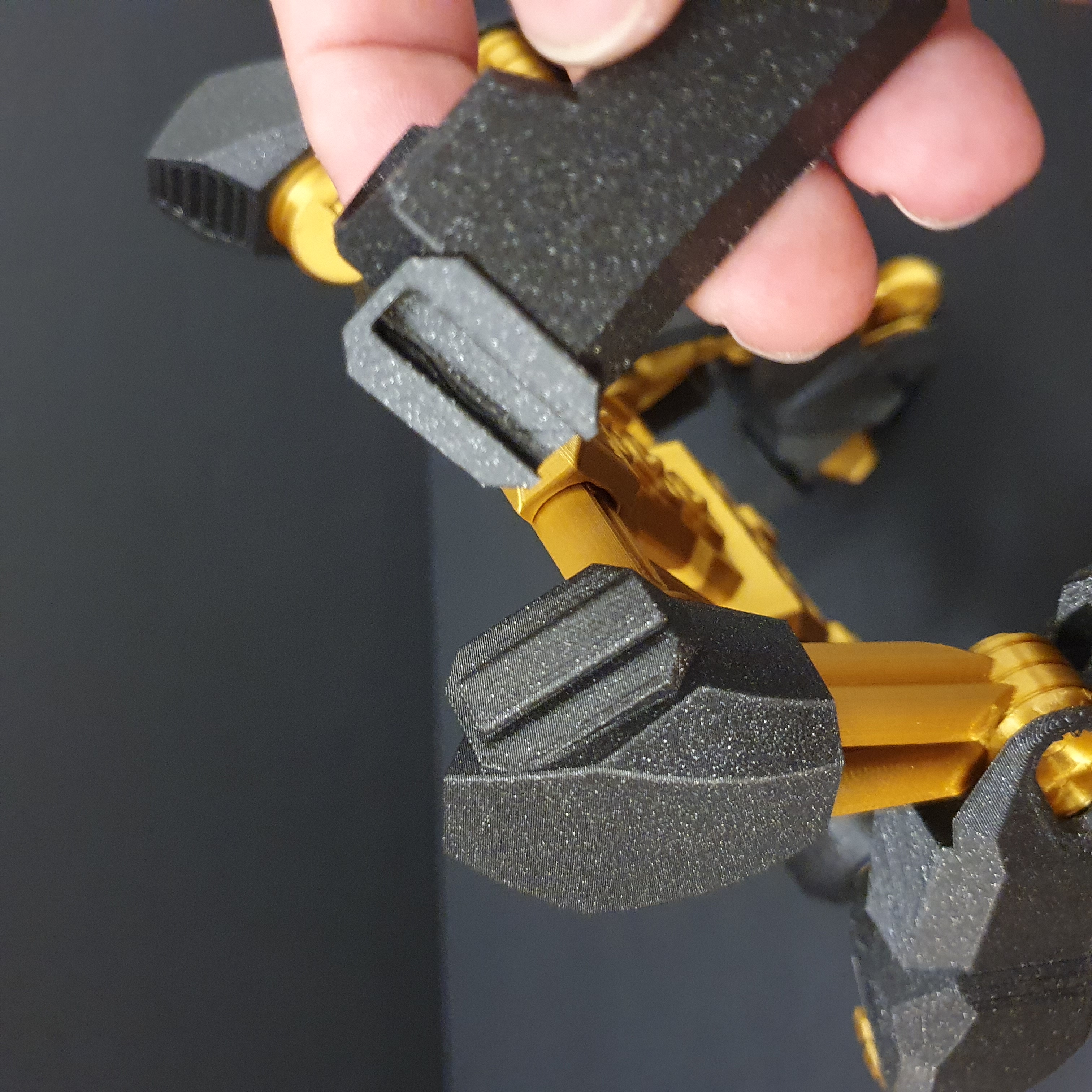 AirPods Exo Missile Add-on – Phụ kiện mở rộng cho Mobile Exo Suit