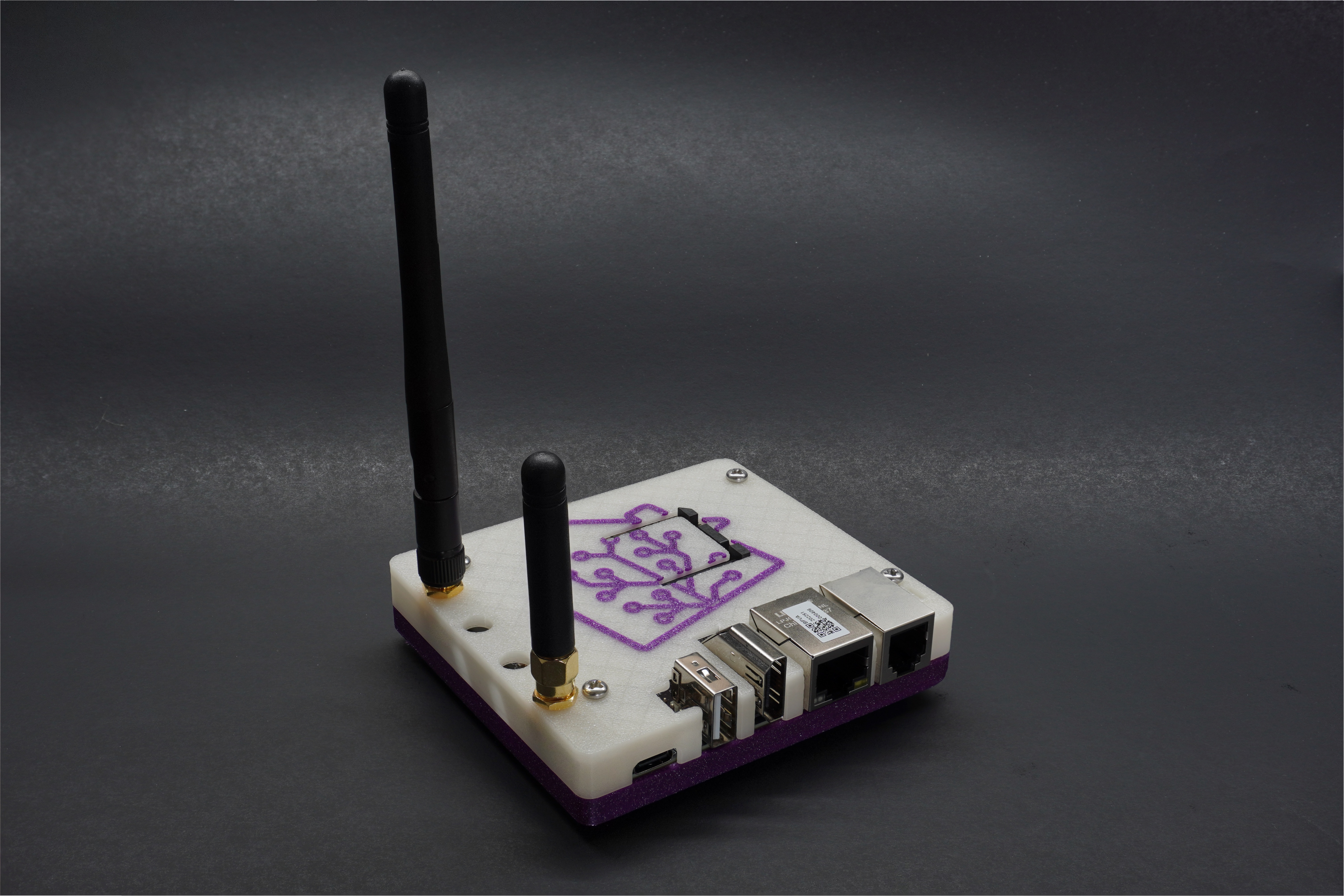 Vỏ BeaglePlay: Gắn Anten Nội Bộ hoặc Bên Ngoài