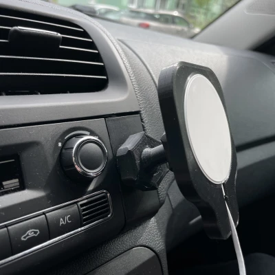 Giá Đỡ iPhone Magsafe Cho SKODA Fabia 2