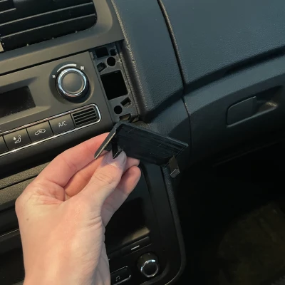 Giá Đỡ iPhone Magsafe Cho SKODA Fabia 2