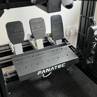 Tấm bàn đạp Fanatec CSL (Có kèm bản không chữ)
