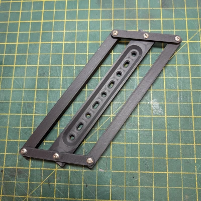 Dụng cụ định tâm / Hướng dẫn bấm lỗ dây da