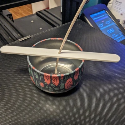 Khuôn Giữ Bấc Nến Đơn Giản