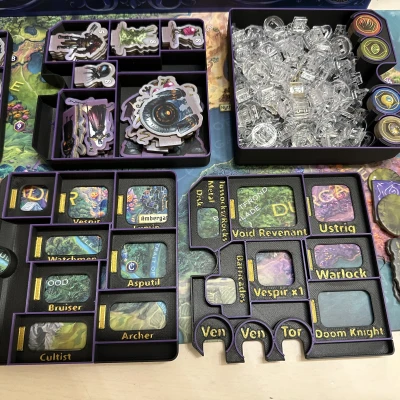 Khay Đựng Standee Agemonia - Cho Bản In Lần 2