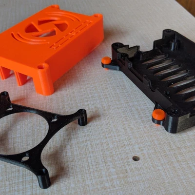 Vỏ Raspberry Pi 3 (B/B+), VESA mount, quạt trong