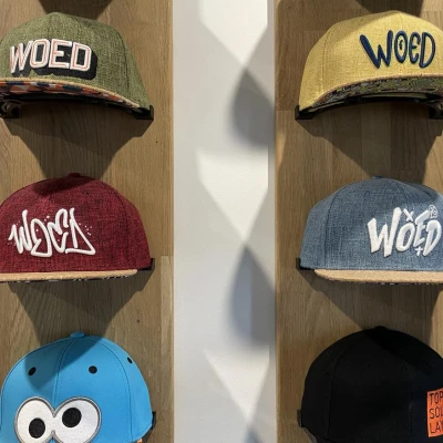 Kệ treo nón Snapback