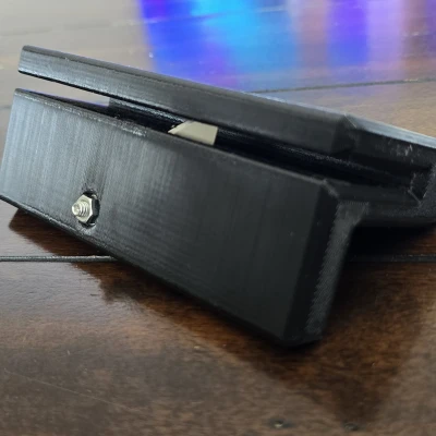 Dụng cụ cắt bìa carton Chonkified Cat Scratcher