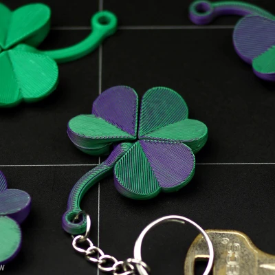 Móc Khóa Cỏ Ba Lá Dẻo