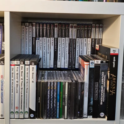 Giá đỡ DVD/Game IKEA KALAX | Kệ DVD/Game IKEA KALAX