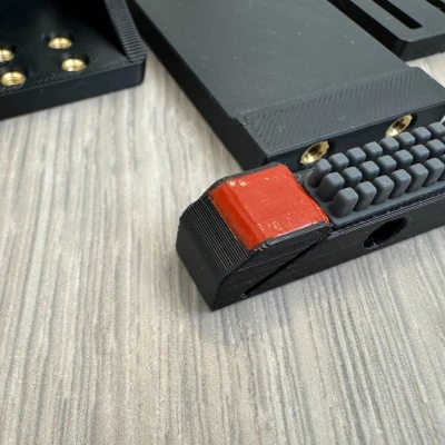 (Phiên bản mới!) Bộ đỗ vòi phun gắn ray dẫn động có thể điều chỉnh, cọ rửa silicone cho Voron (2.4/Trident)