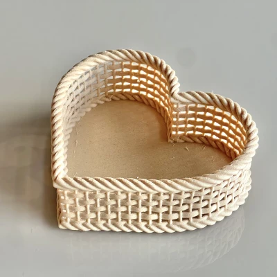 Rổ dệt hình trái tim