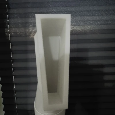 Ống nối thoát khí xTool M1 Ultra qua cửa sổ