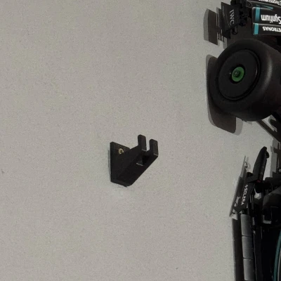 Giá treo tường Lego Technic Ferrari SF-24 F1 (42207)