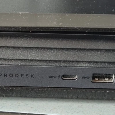 Giá đỡ rackmount 10 inch cho HP Elitedesk và Prodesk kèm JetKVM