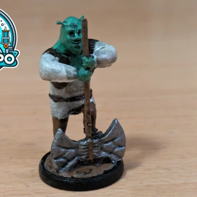 Shrek/Ogre cầm rìu chiến mini