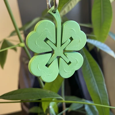Móc Khóa Cỏ 4 Lá/Shamrock Khớp Dẻo Cho Lễ Thánh Patrick