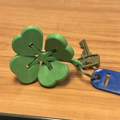 Móc Khóa Cỏ 4 Lá/Shamrock Khớp Dẻo Cho Lễ Thánh Patrick