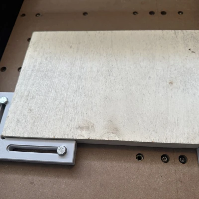 Khối chặn góc và cạnh tham chiếu cho CNC TTC-450