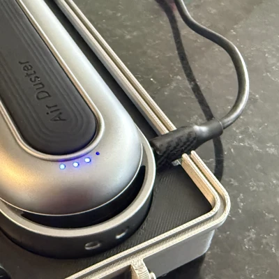 Hộp Đựng Máy Thổi Bụi Wolfbox MF100