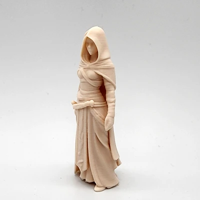 Tượng Nữ Sát Thủ Trùm Đầu