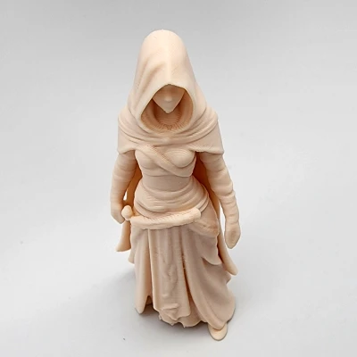 Tượng Nữ Sát Thủ Trùm Đầu