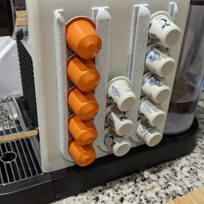 Kệ đựng viên nén Nespresso có mặt lưng trống