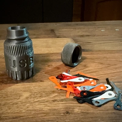 Dụng cụ vệ sinh cổng USB-C, Lightning V2 (có hộp đựng)