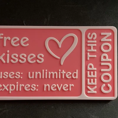 Phiếu Quà Tặng Nụ Hôn Miễn Phí