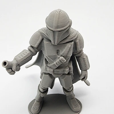 Mô Hình Mandalorian Mini kèm Darksaber bằng Sợi Nhựa